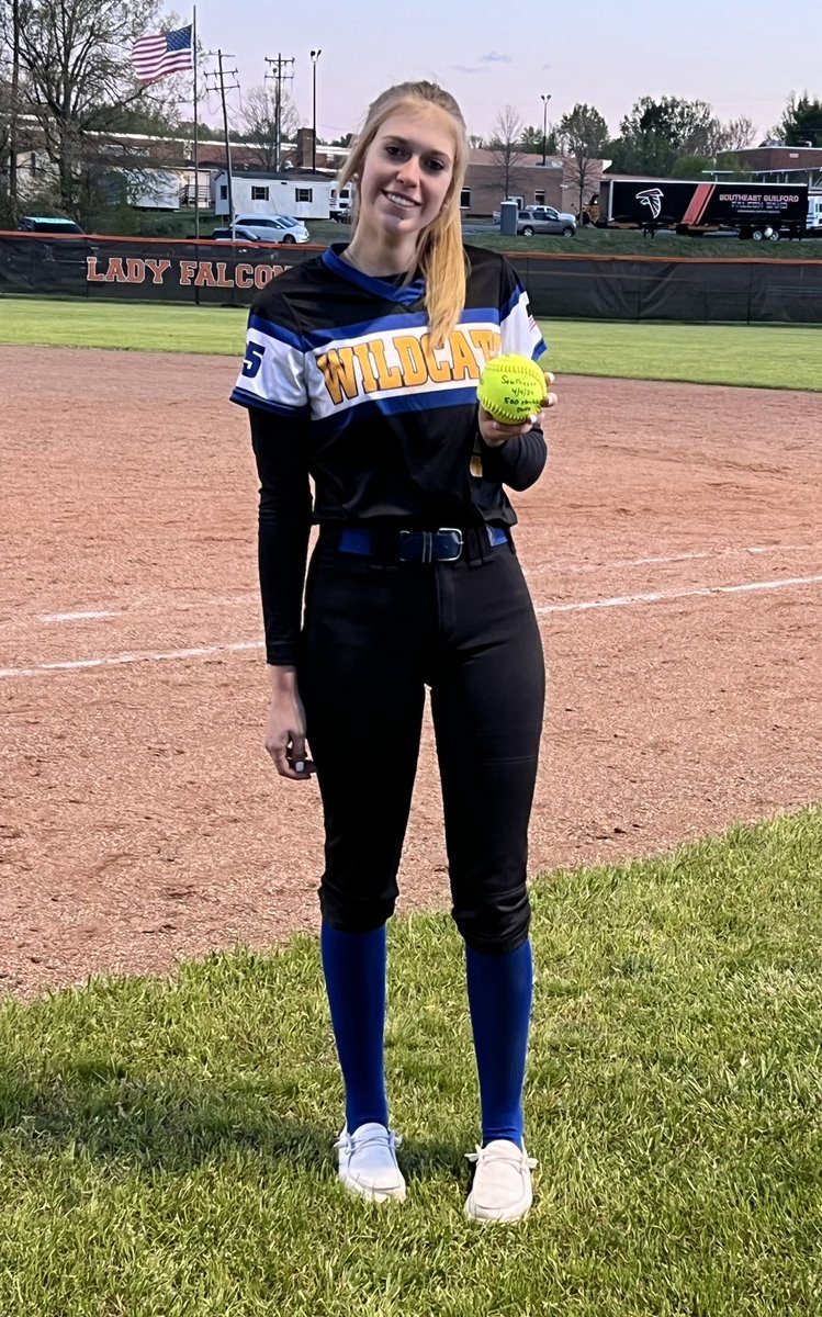 KamrynPermar's tweet photo. We had a great 7-1 win tonight. I had 14 s/o in the ⭕️ which led to pitching my 500th HS career strikeout! Playing against your friends makes for a great night! Back at it again tomorrow night!  @CarEliteNCorg @carolinaelitejw @Coachjosh8 @SportsTalk336 @JessicaW2025 https://t.co/2lARZFwWcX