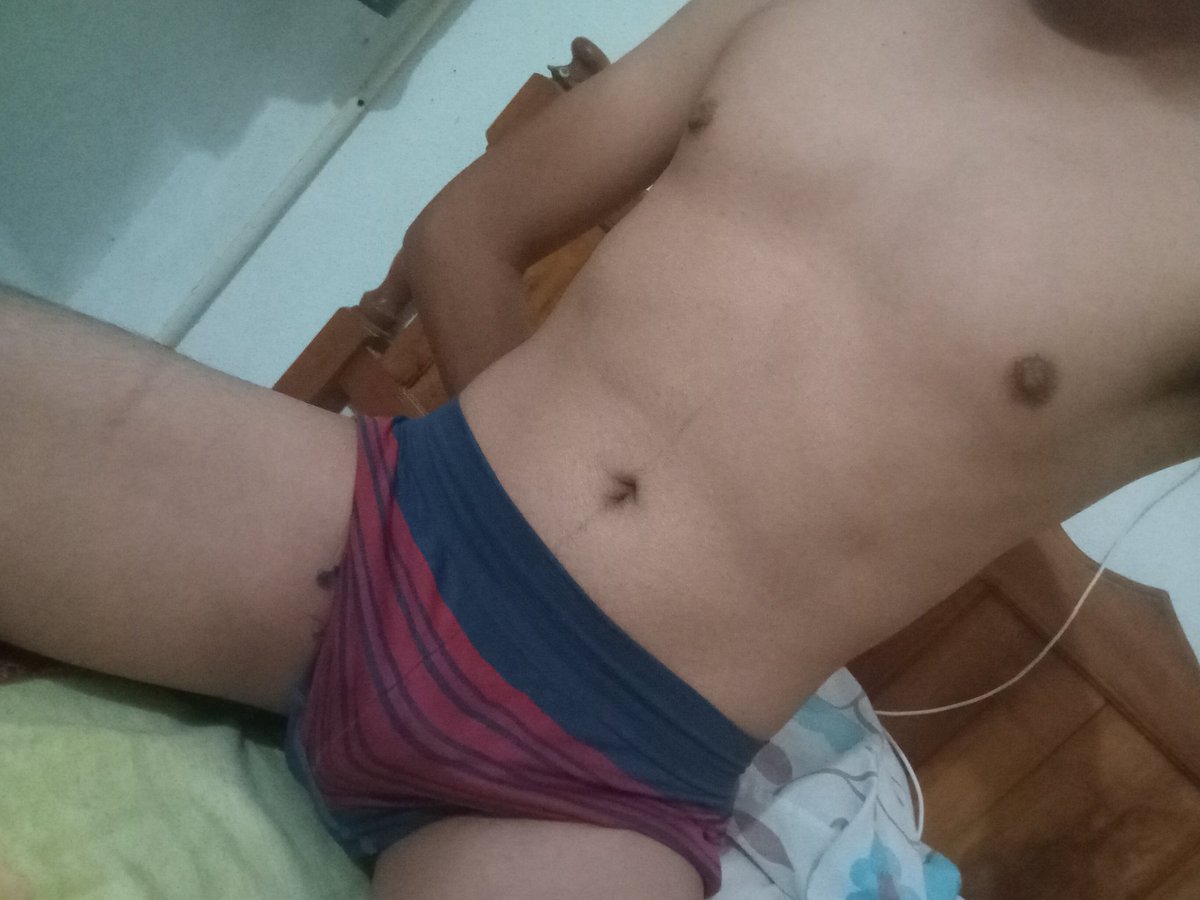 alonso_aquinoo's tweet photo. Esta por qué me gustó (si me siguen en insta les envío una por dm🙈🙈) https://t.co/rvhjTvMPnK