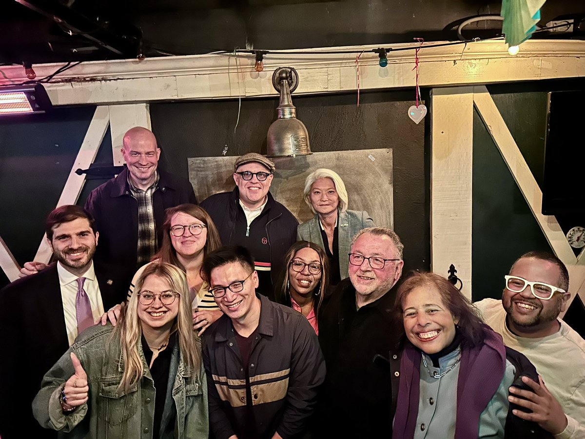 All in for <a href="/ToriBurhans/">Tori Kelly</a>! South BK squad ready to fight ✊🏽