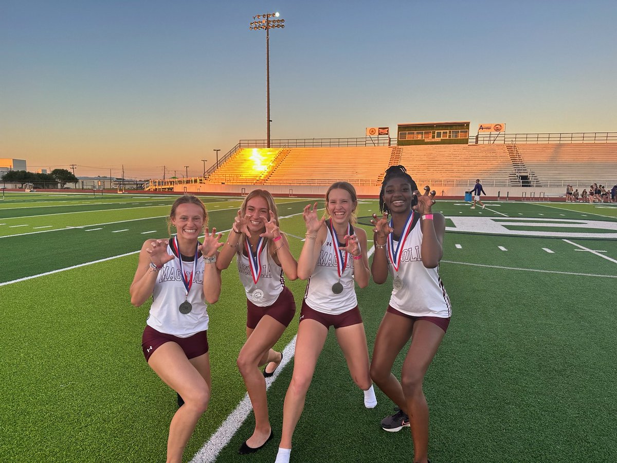 Advancing to the Area Track Meet in the 4x4 and new school record. The team of Aiyana <a href="/violet_unruh/">Violet Unruh</a> <a href="/hannah_cleve71/">Hannah Cleveland</a> and <a href="/Paige_Matthews4/">paige matthews</a> 🥈 great job ladies!