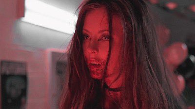 horrorsthetics's tweet photo. GINGER SNAPS, 2000 🐺🩸 https://t.co/zbVkMVVPeb
