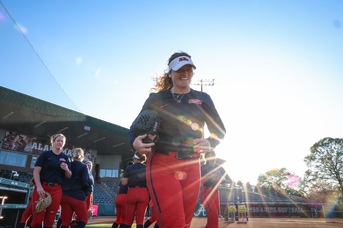 OleMissSoftball tweet picture