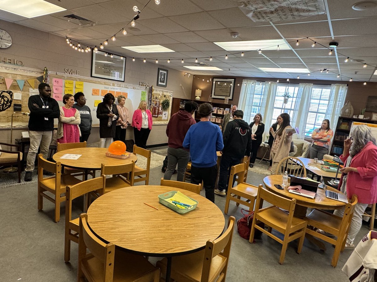 NicholasBr43077's tweet photo. Thank you Robertsdale High School for generously sharing your wealth of knowledge with Chickasaw and Brewton City Schools! Today, we had privileged to observing their PLC/PST meeting. Thank you for sharing your expertise with other leaders in AL ⁦@AlabamaMTSS⁩ https://t.co/IR54QPUclO