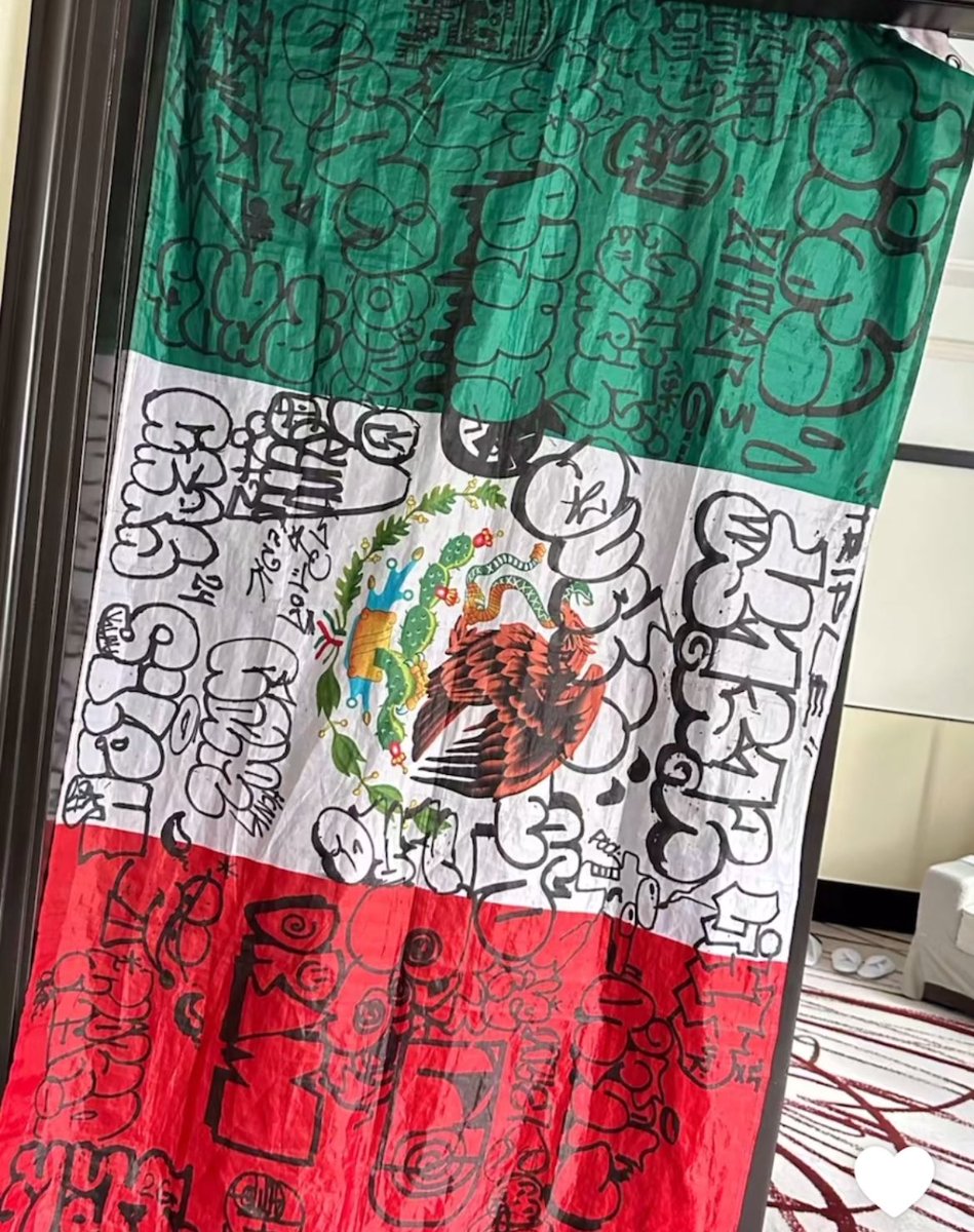 lori_l_mclean's tweet image. 🖤 #TravisBarker #Tidbits 📸