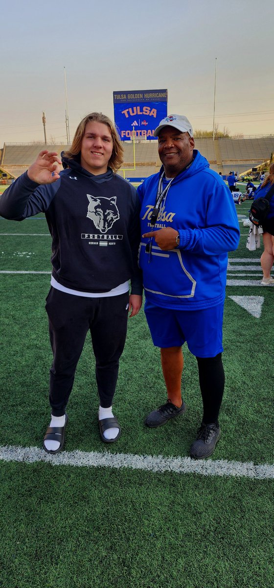 GarrisonUtley's tweet image. Strong practice  at @TulsaFootball . Thank you @CScribner, @CoachRonBurton, and @TulsaCoachKDub for having me up and for making me part of the DL room today. #ReignCane 🌀