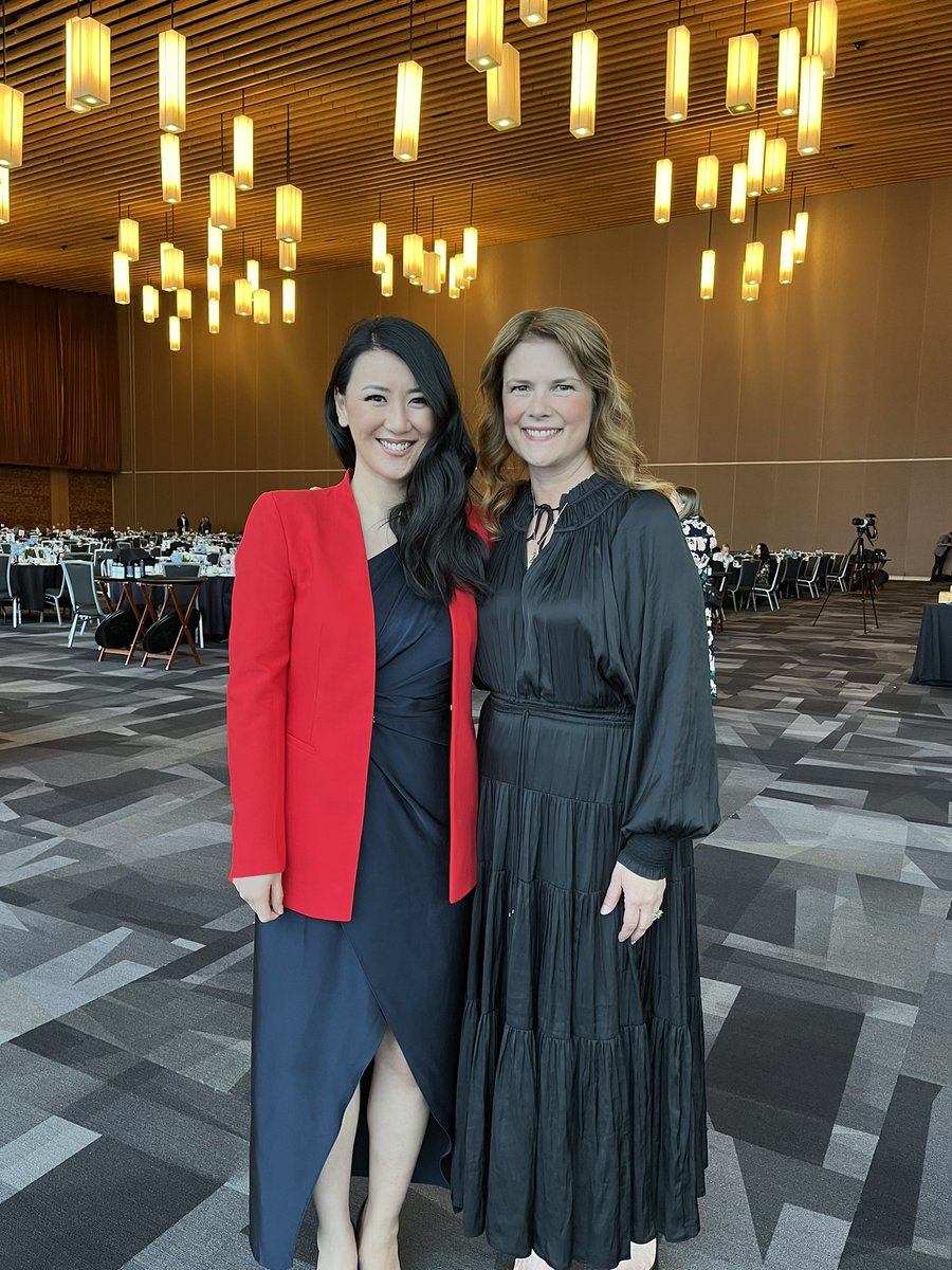 So great to connect with @tamarataggart tonight at the Canguard Mortgage Investment Corp event benefitting Variety BC! #vancouver