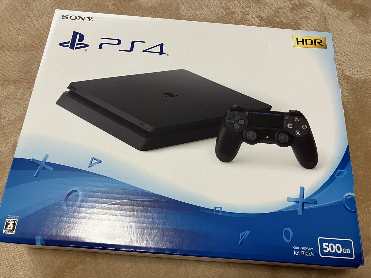 ps4届いたー！٩( 'ω' )و
リリンクやるぞやるぞ！💪💪