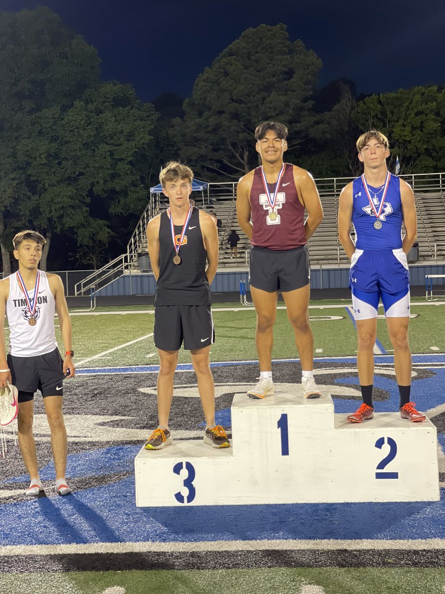 Jairo Hernandez
1st Place 
1600M