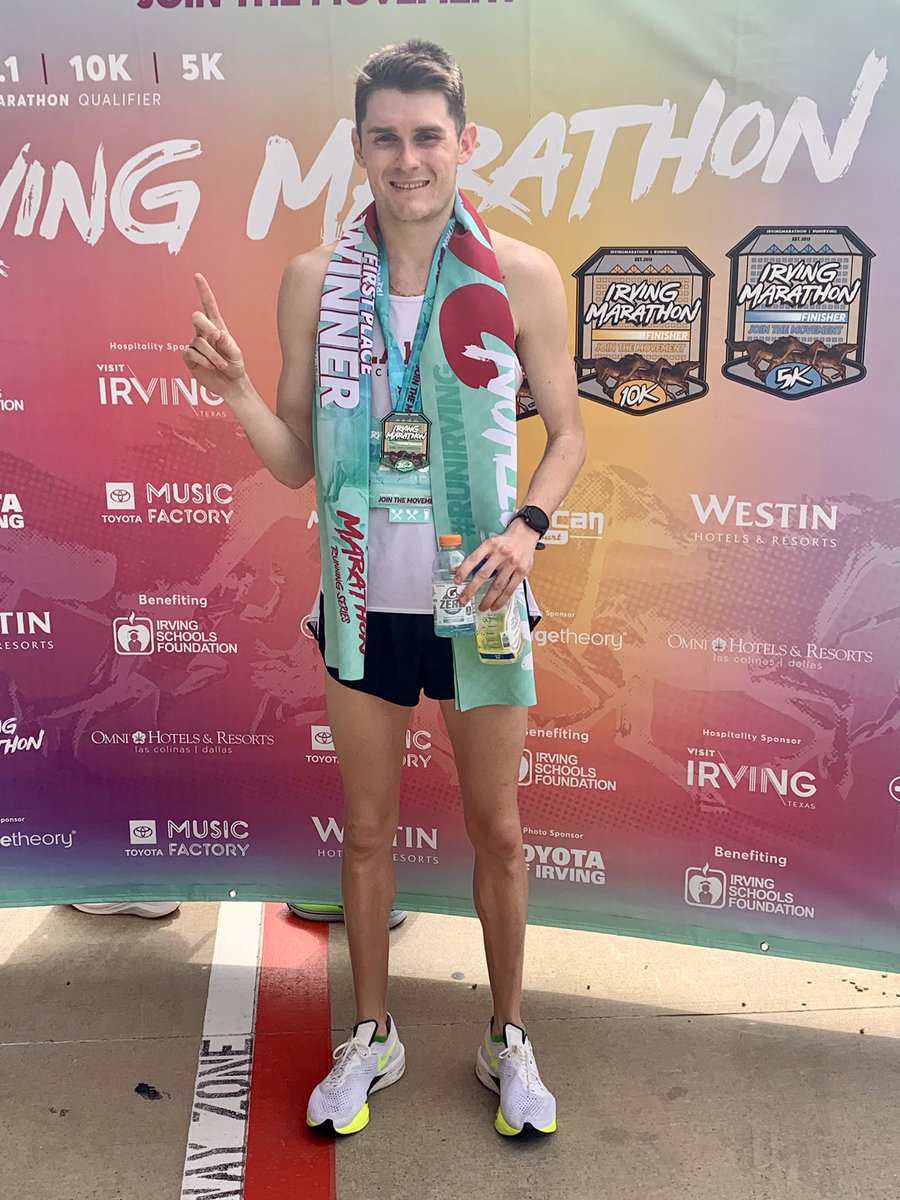 GledhillRick's tweet photo. Two Liberty xc &amp; track alum making most of Spring Break and Easter. Jordan wins Irving marathon and Evan “recognized” at USAFA. He IS risen. Matthew 28:6 https://t.co/IDYS9YO8oX