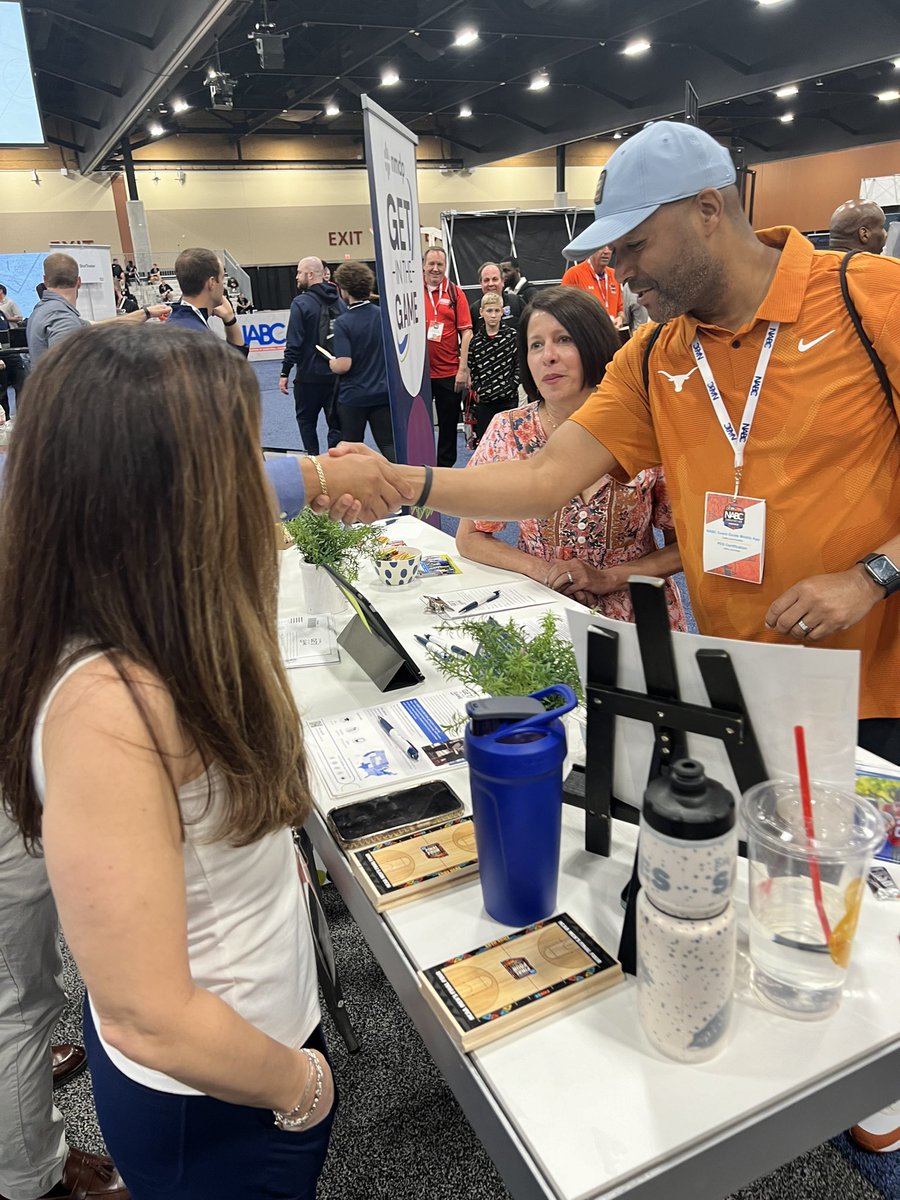 🌟 Big shoutout to <a href="/bjonesy23/">Byron Jones</a> and <a href="/UTAustin/">UT Austin</a> ! 🌟 Your support means the world to us and the #NMDP mission. Thank you for spreading the word and helping us save lives. Let's keep moving forward together! 💪 #GetInTheGame 🙌