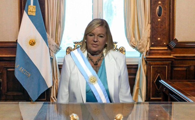 TODO EL PUEBLO ARGENTINO JULIANA AL 9009