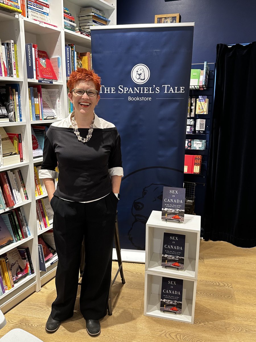 What a lovely time talking about Sex in Canada at The Spaniel’s Tale bookstore in Ottawa. Lovely crowd, great talk about sex! Tysm! 💗💗