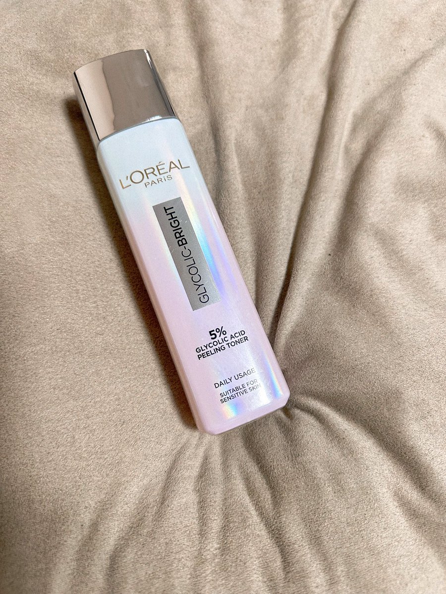 แนะนำเลยใครรักแร้ดำหมองคล้ำ ลองใช้โทนเนอร์ L’oreal ขวดนี้เลย. 1 เดือนใต้วงแขนกลับมาเรียบเนียน กระจ่างใสขึ้น. 

อาทิตย์แรกให้ใช้แค่ 2 วันก่อน หลังจากนั้นใช้วันเว้นวัน พวกตุ่มหนังไก่ดีขึ้นด้วย