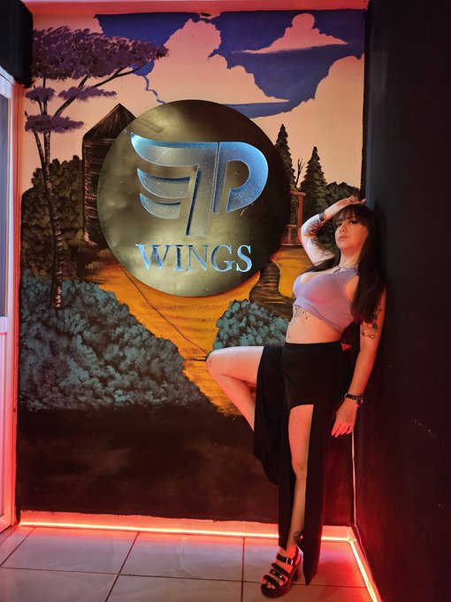 Ya los estamos esperando en las alitas de @BellaBestiaqro  A qui&eacute;n ver&eacute; hoy por ac&aacute;? 😍 https://t.co/<a class="tags" target="_blank" title="On Twitter" href="/?out=eyJ0eXAiOiJKV1QiLCJhbGciOiJIUzUxMiJ9.eyJpYXQiOjE3MjA3NDA5NTYsImlzcyI6InR3cG9ybnN0YXJzLmNvbSIsIm5iZiI6MTcyMDc0MDk1NiwiZXhwIjoxNzUyMjc2OTU2LCJyZWRpcmVjdF91cmwiOiJodHRwczovL3R3aXR0ZXIuY29tL0JlbGxhQmVzdGlhcXJvIn0.b5S81qJmnVGnMfThalZSkvKo0MrlcpgrDOcb70dip030tGeuOio8pUK69rLQ4BWW4neIEe0gzBOxpSr_t64wnA">@BellaBestiaqro</a>