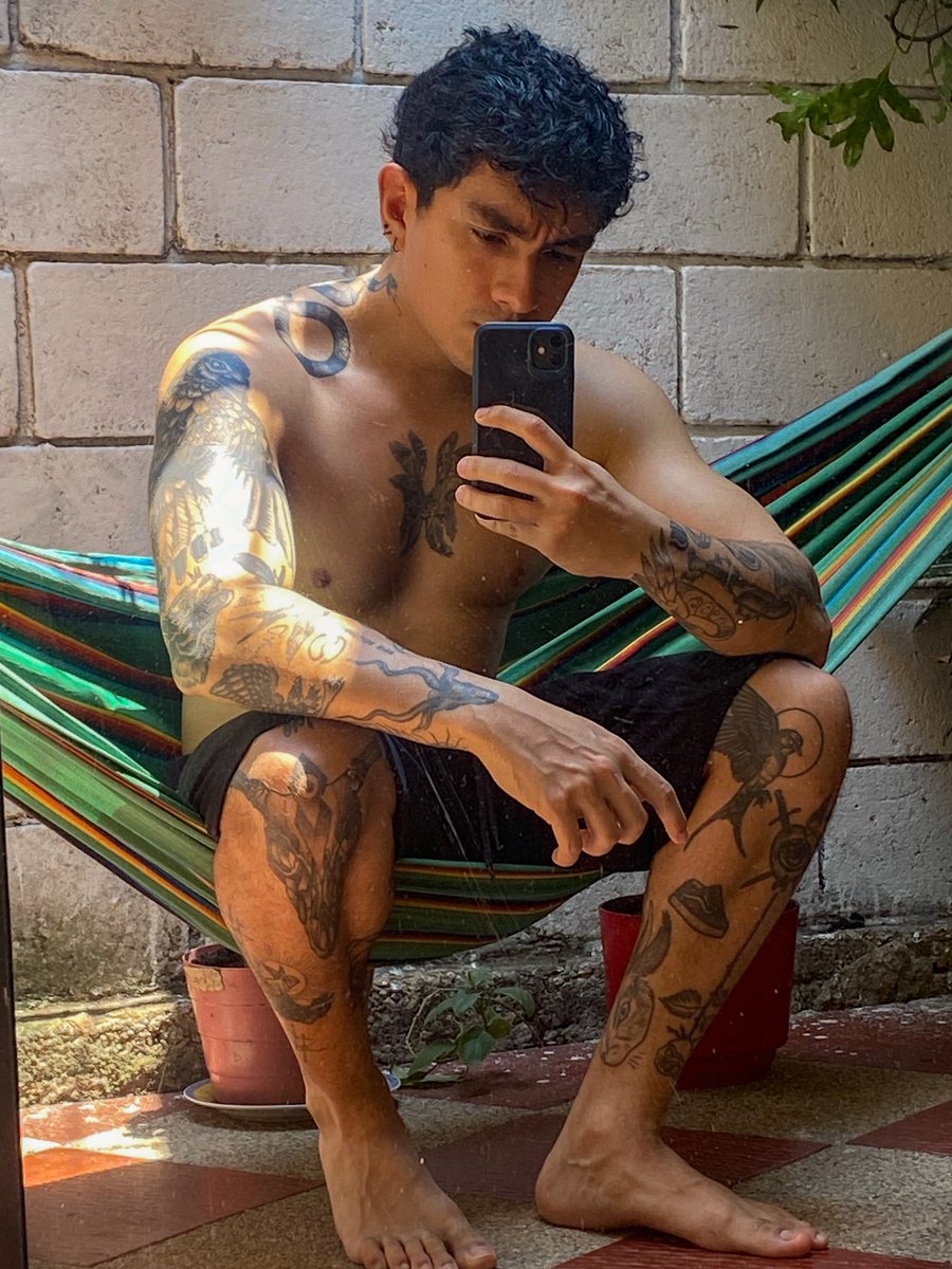 EstebanHauser's tweet photo. Mami, te siento lejo', dime dónde estás 🔥 https://t.co/iiwwJLhlbd