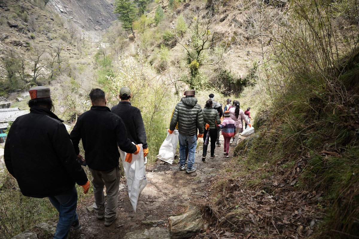 GHNP - Great Himalayan National Park The good energy we exchange during a cleanup campaign is the reason why so many people keep coming back for the cleanups. celebrating small progresses to keep spirits high while working in a tough terrain gives us the sense of achievement