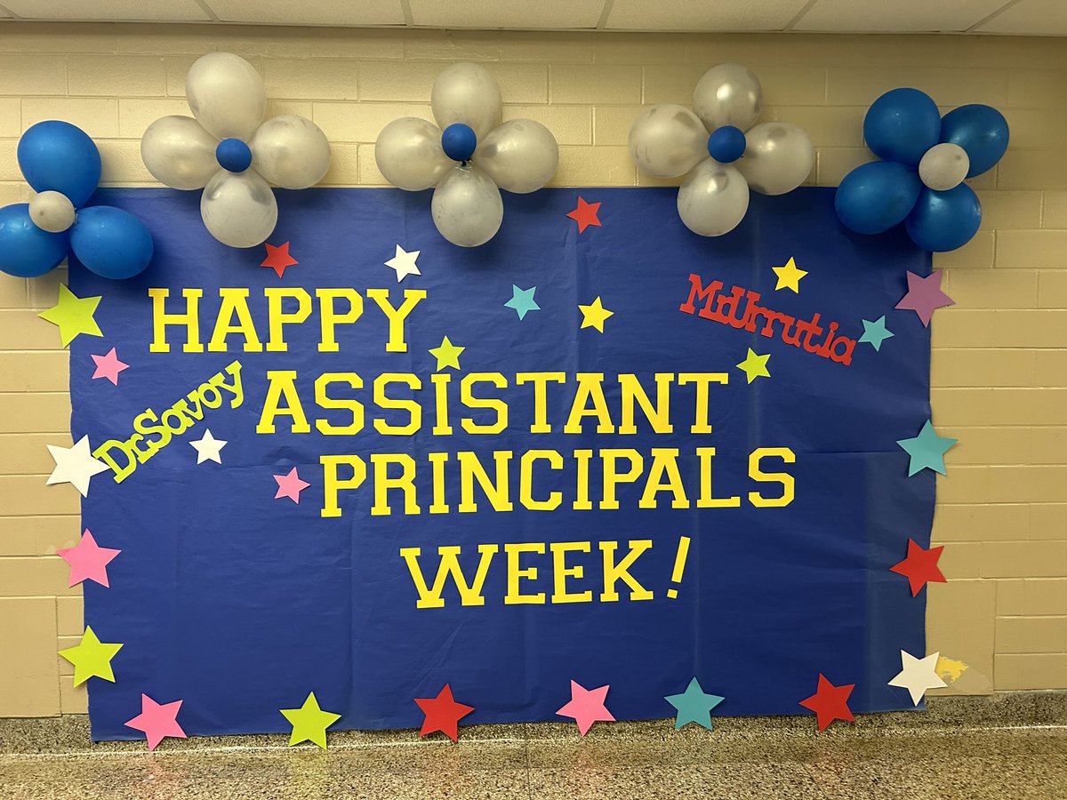 SuttonES_HISD's tweet image. Happy Assistant Principal’s Week! 🎉 Thank you for your leadership and dedication to our Sutton Scholars! 
#APWeek #Thankyou #SuttonPride 🐻