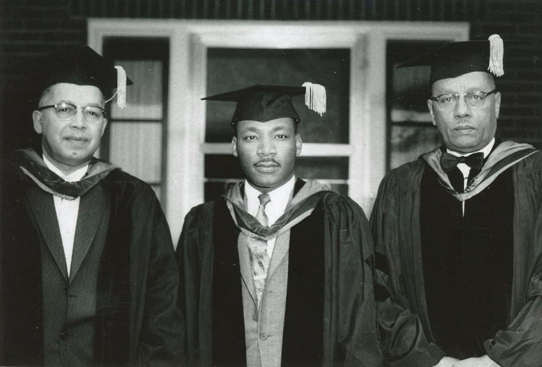 Remembering the life and legacy of Dr. Martin Luther King Jr.|| In 1957, Dr. King was the commencement speaker @KyStateU. He is pictured here with Frank Stanley Sr. and Kentucky State's former president Rufus B. Atwood. 
#RememberingMLK #kysu #thorobreds #excellence