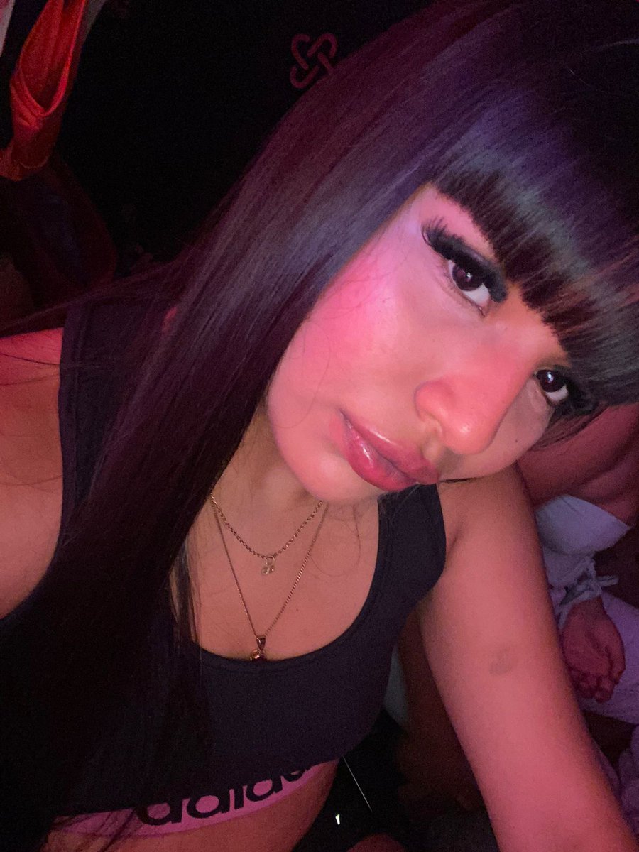 monjezoee's tweet photo. 💋 https://t.co/5V36hnwVLK