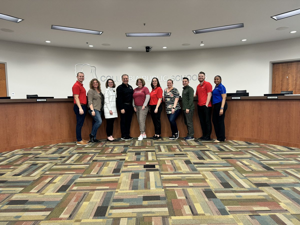 Got to spend time with MO SS leaders and reps from Studies Weekly. Great day of delving into great resources to support elem SS learning! Thanks <a href="/MrsBess_SS/">Joy Bess 🟧</a> for hosting! #wsdlearns <a href="/studiesweekly/">Studies Weekly</a>