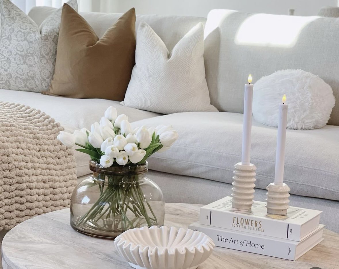 CozyHomeStyling's tweet photo. 🌺 beautiful flower pot for the decoration of your table wow 🤩 it’s stunning 😍………check it out
#homedecor #flower #interiordecor https://t.co/s5SWCOnzrE
