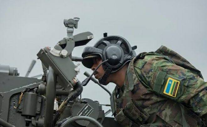 MainlandAfrica's tweet image. Some of the differences between RDF and SANDF.

RDF

1. The Rwanda Defense Forces has an underpinning ideology to protect Rwanda and its people. 

2. Rwanda is part of the Great Lakes Region which comprises of DRC, Burundi, Uganda, and to an extent Tanzania. This region is…