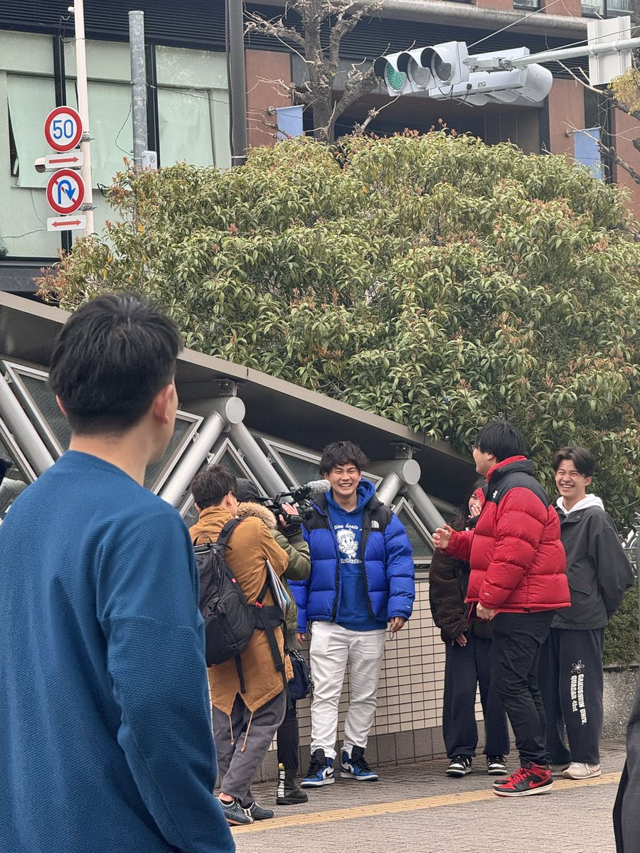 Ini siape si rame bgt difotoin 😭