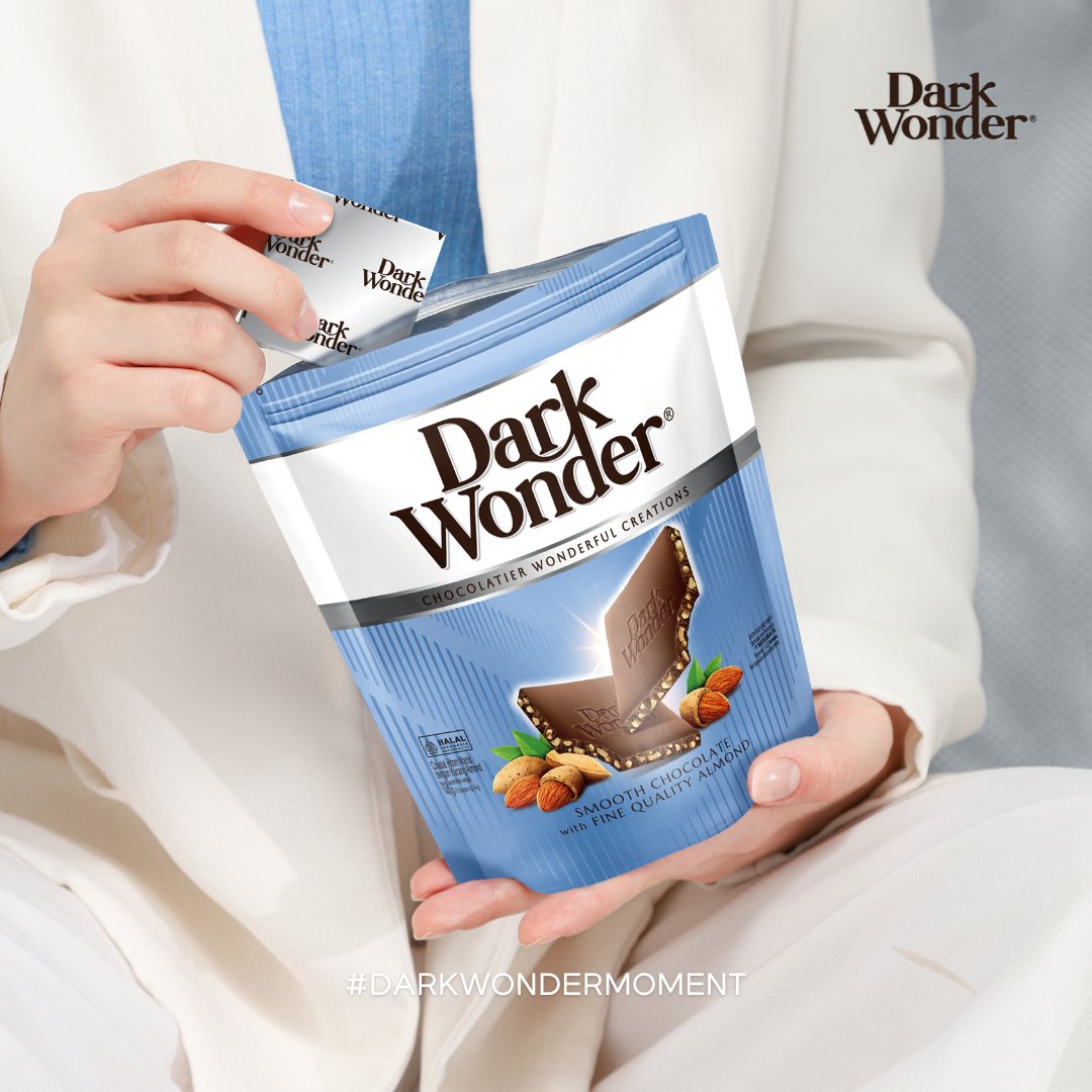 Unwrapping silver bliss in a pouch, one bar at a time. With dark chocolate this good, worries just melt away.

#DarkWonder #DarkWonderChocolate #MakesMeWonder #DarkWonderMoment