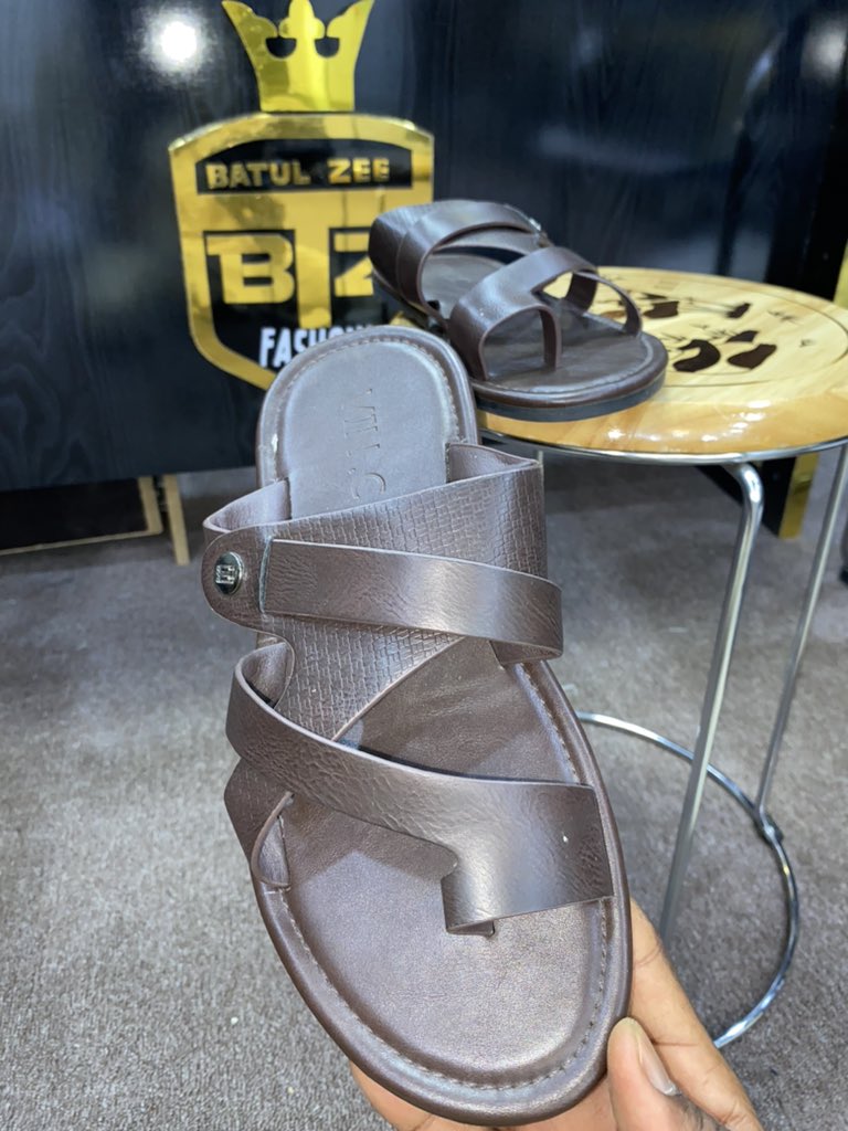 Exclusive shoes available @batulzee.ng. Price: 22,000 each 📞08064685451 Location: IBB way kofar kaura katsina, near Gafai Restaurant. Katsina.