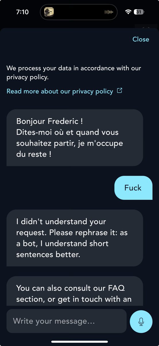 Interesting discussion with bot in French. @SNCFVoyageurs Was he can’t understand my mother tongue 😂