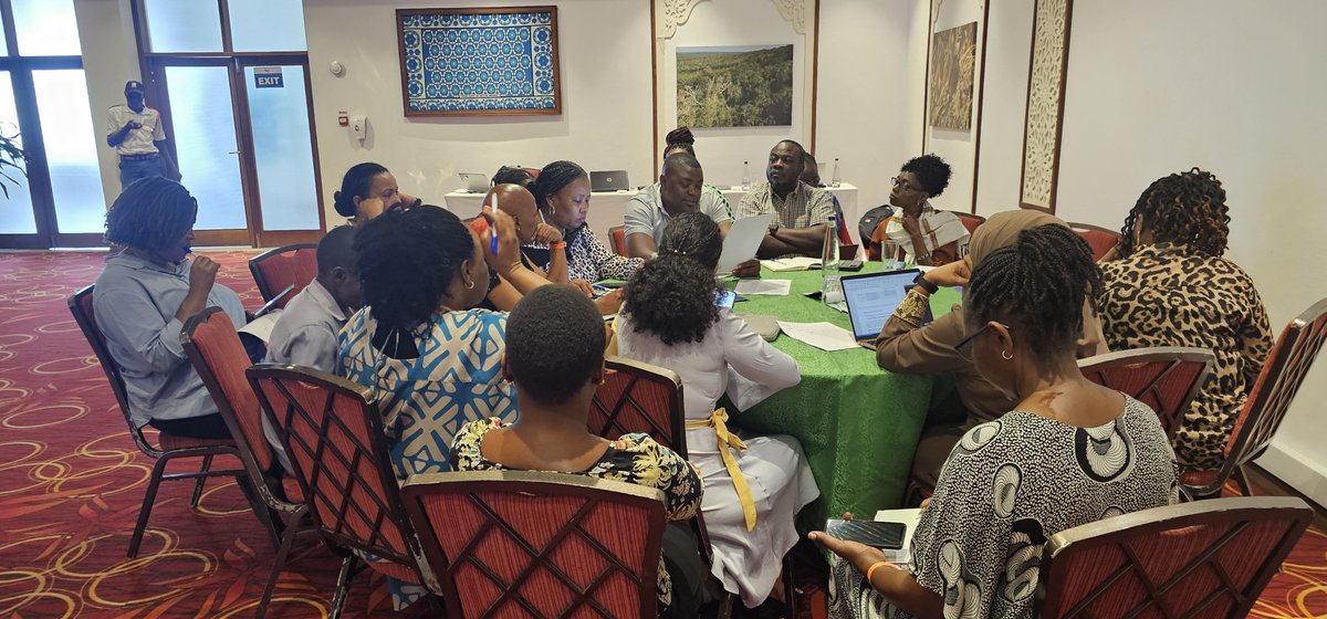 CARMMAfrica's tweet photo. @_AfricanUnion @af_ecn @AfDB_Group @NEPAD_Agency @NutritionIntl @WACIHealth @MOH_Kenya Day 3 of the 14th #ATFFND 

Discussions on Multisectoral Nutrition Policy Framework  and Financing Target on Nutrition and Investment in Africa.

#ARNS #Nutrition https://t.co/QC8n1nGZAS