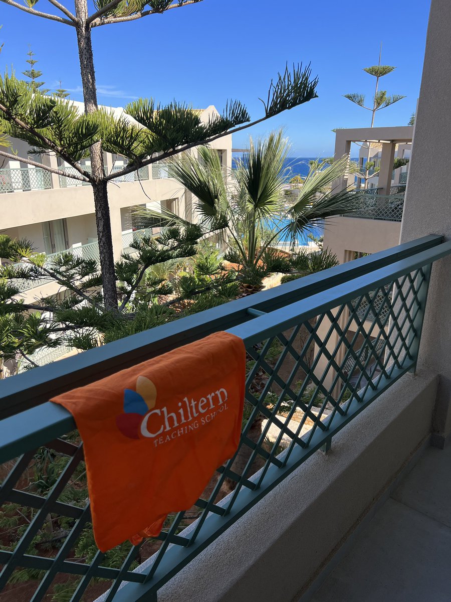 #ChilternToteBagTravels My tote bag has made it to Crete! So handy for carrying towels to the beach 🏝️ or pool 🏊‍♀️