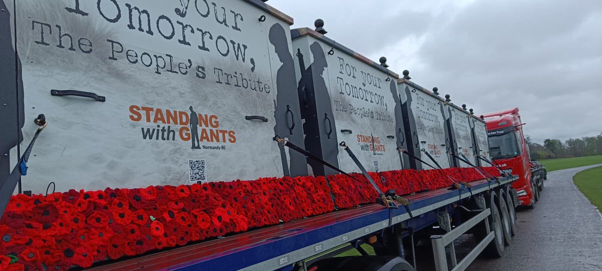 The giants have started their journey, currently at @BlenheimPalace and will later be making their way to @Fort_Nelson. #DDay80