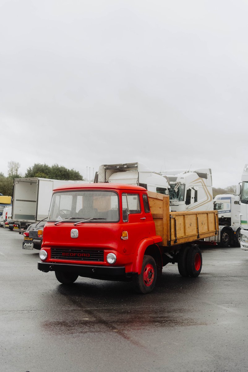 A real throwback to the 70’s with this 74’ Bedford Truck! Looking for a project? Look no further! It should be hitting our site very soon on one of our upcoming auctions, so keep those eyes peeled! #Bedford #Trucks #instatruck #trucksofinstagram #classictruck #vintagetruck…