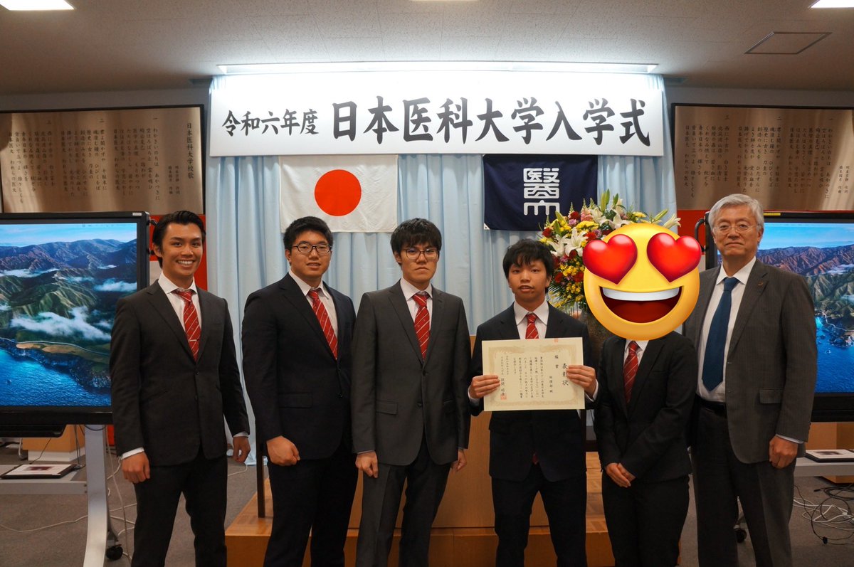 nmssumou's tweet photo. 改めましてこんにちは、日本医大相撲部です．
1️⃣部員はみんな初心者始め！
相撲部は初心者からもっとも始めやすい部活と言っても過言ではありません。なぜなら、高校からやってる経験者はほとんどいないからです。
2️⃣圧倒的な多様性！
稽古は東京大学、國學院大学と合同で、女子部員も在籍しています！ https://t.co/48EjxU2QPP