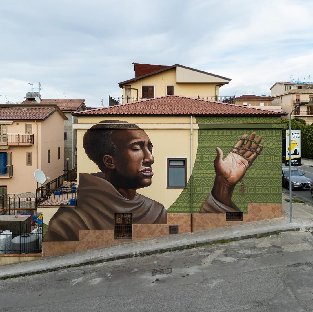 #Streetart: S. Benedetto il #Moro by #Sposari @ #Acquedolci, Italy for #ComunediAcquedolci
More pics: barbarapicci.com/2024/04/05/str…
#streetartAcquedolci #sicilia #streetartsicily #streetartitaly #italystreetart #arteurbana #urbanart #murals #muralism #contemporaryart #artecontemporanea