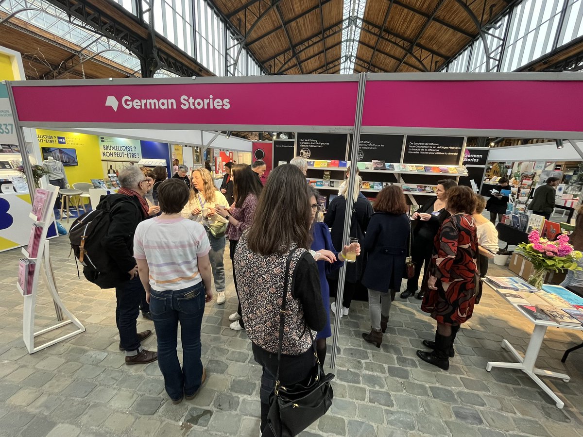 We start our day at the Foire du Livre de Bruxelles with a petit-déjeuner and industry colleagues from French-speaking countries. Book enthusiasts will be meeting up at the fair until Sunday. #brussels #fbm24 #publishing #germanstories