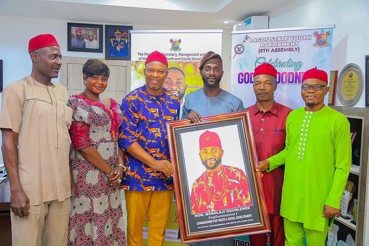 Yesterday, I welcomed the delegates from The Senatorials of NDI IGBO in APC, Lagos State. Acknowledging the diverse nature of our state as the epitome of excellence in accommodating other tribes, I underscored in our discussion the crucial role they play in contributing to our…