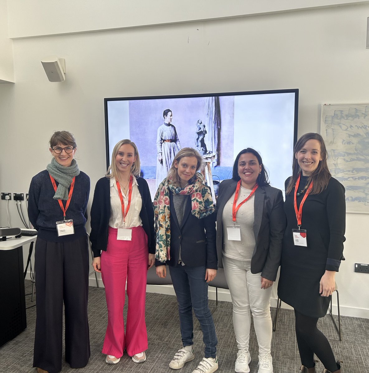 Presenting with this amazing group of women yesterday was such a pleasure. Everyone is doing great work on women sculptors <1900, I really feel the momentum! Marjan Sterckx, me, Joy Cador, Nicoli Braga Macêdo &amp; Laura Chase from <a href="/V_and_A/">V&A</a> 
#ForArtHistory2024 <a href="/forarthistory/">Association for Art History</a>