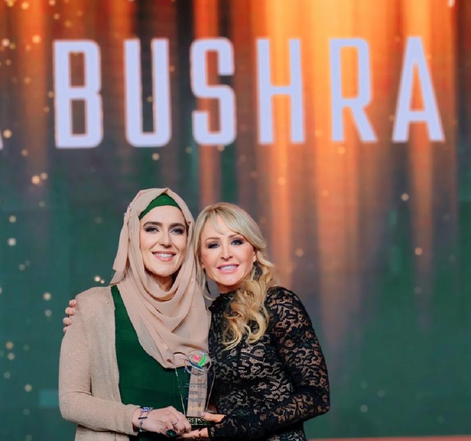 One of our @MDX_LSI students - @PineFitness - has gained recognition for helping older people in Dubai make dramatic improvements to their wellbeing with simple lifestyle changes. Well done Bushra! bit.ly/4aFmspL @MiddlesexUni