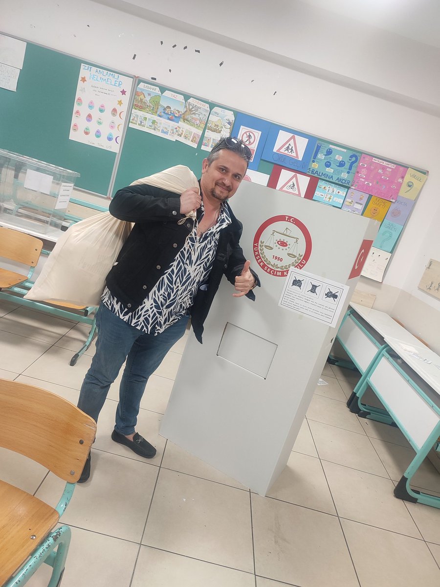 evrenkenar6's tweet photo. Çırak olmadan usta olunmaz ❗
Kimseden lütuf beklemiyoruz ‼️

Kazanılmış hakkımızı ilk işe giriş tarihimizin başlangıç olmasını bekliyoruz‼️‼️..
Alın Teri Var Hak Var
G
@herkesicinCHP 
@eczozgurozel 
@mansuryavas06
#SeçimeÇıraklarDamgaVurdu
#ÇırakStajyerdenÖzgürÖzeleTeşekkürler https://t.co/qK9NuXqDM8