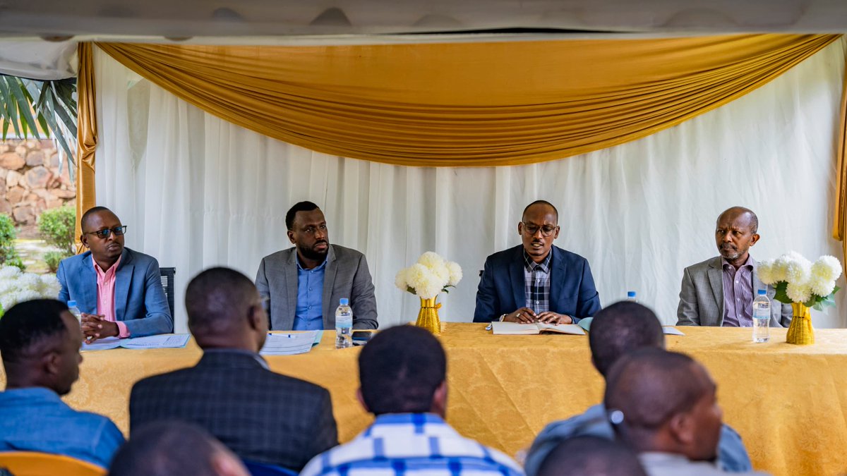 RwandaEngineers's tweet image. Exciting News! Today, on Friday, April 5th, we proudly welcomed over 176 new members, including engineers and technologists into the Institution. Let's continue to innovate, collaborate, and shape the future of engineering together! #EngineeringCommunity…