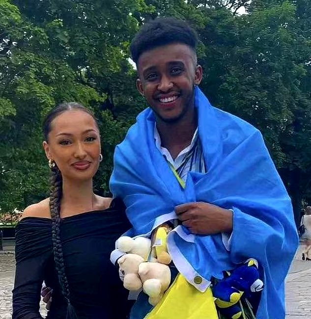 Somalian migrant welcomed into Sweden has murdered his Swedish-born pregnant girlfriend because dating a white woman 'isn't ok'. Mohamedamin Abdirisek Ibrahim strangled and suffocated Saga Forsgren Elneborg. Our safety and national security needs to come first. Stop the boats.