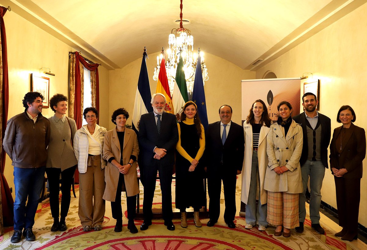 The launch of the Residency week for #JerezDeLaFrontera in the Ayuntamiento de Jerez on April 2nd with the participation of the artist Estelle Jullian & the #PALIMPSEST team! 
☘️ A special thanks and our deep appreciation to vice-mayor Agustín Muñoz!
👉go.iccs.gr/fgpxn