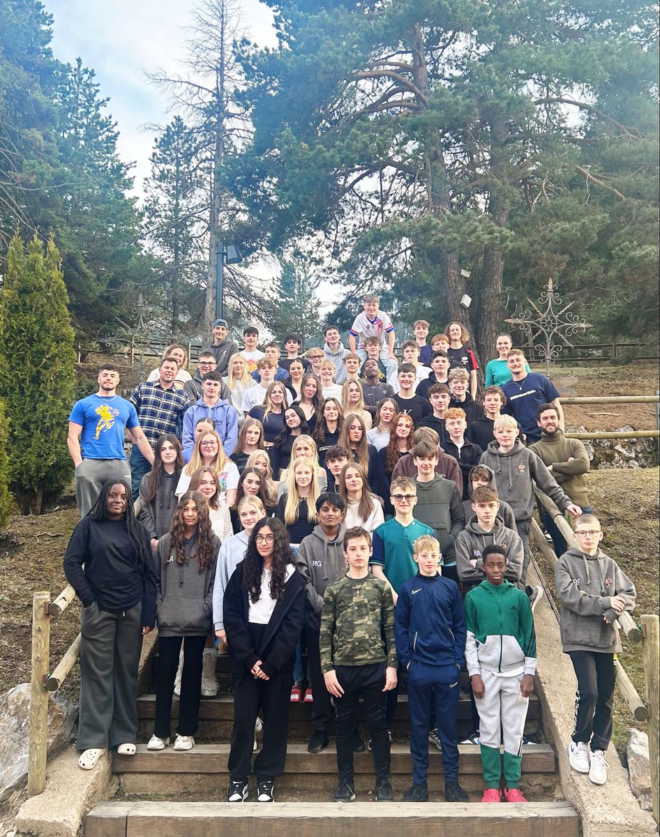 St Lawrence College | Ski Trips tweet media