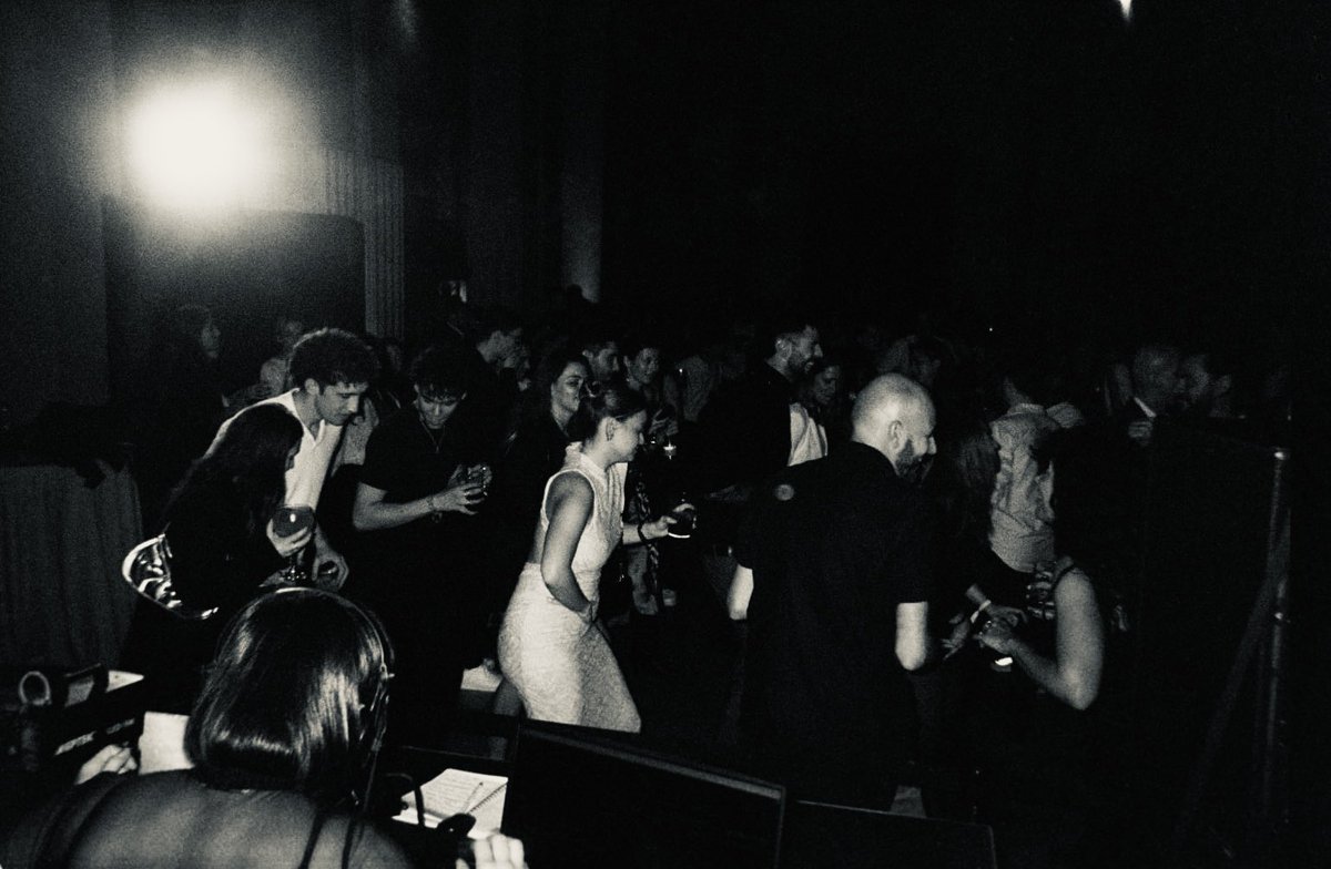 DjAleea's tweet photo. Dancing all the time 😍

#djspain #djmadrid #djcorporate https://t.co/KjpgXr2qpT