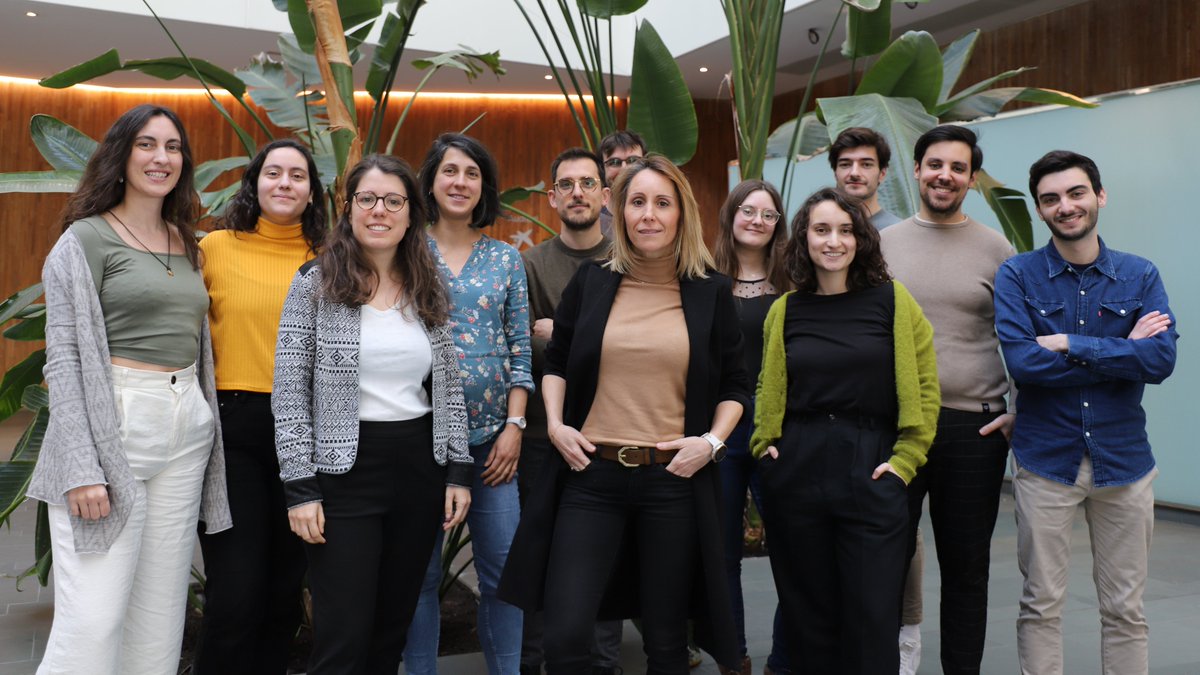 Josep Carreras Leukaemia Research Institute (IJC) (@carrerasijc) on Twitter photo 🚨The last trick of p53, according to a new research by <a href="/BiolaMJavierre/">Biola M. Javierre</a> lab, is acting as a chromatin remodeller!
p53 genetic programs are enforced through promoter direct binding and long-range DNA looping from enhancers. At <a href="/NatureComms/">Nature Communications</a>
News story👇
carrerasresearch.org/en/news/the-la… 🚨The last trick of p53, according to a new research by <a href="/BiolaMJavierre/">Biola M. Javierre</a> lab, is acting as a chromatin remodeller!
p53 genetic programs are enforced through promoter direct binding and long-range DNA looping from enhancers. At <a href="/NatureComms/">Nature Communications</a>
News story👇
carrerasresearch.org/en/news/the-la…