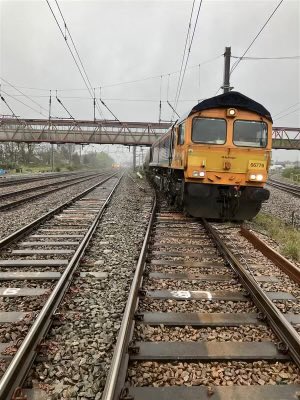 Freight train derailment at West Ealing: first pic of @GBRailfreight aviation fuel train