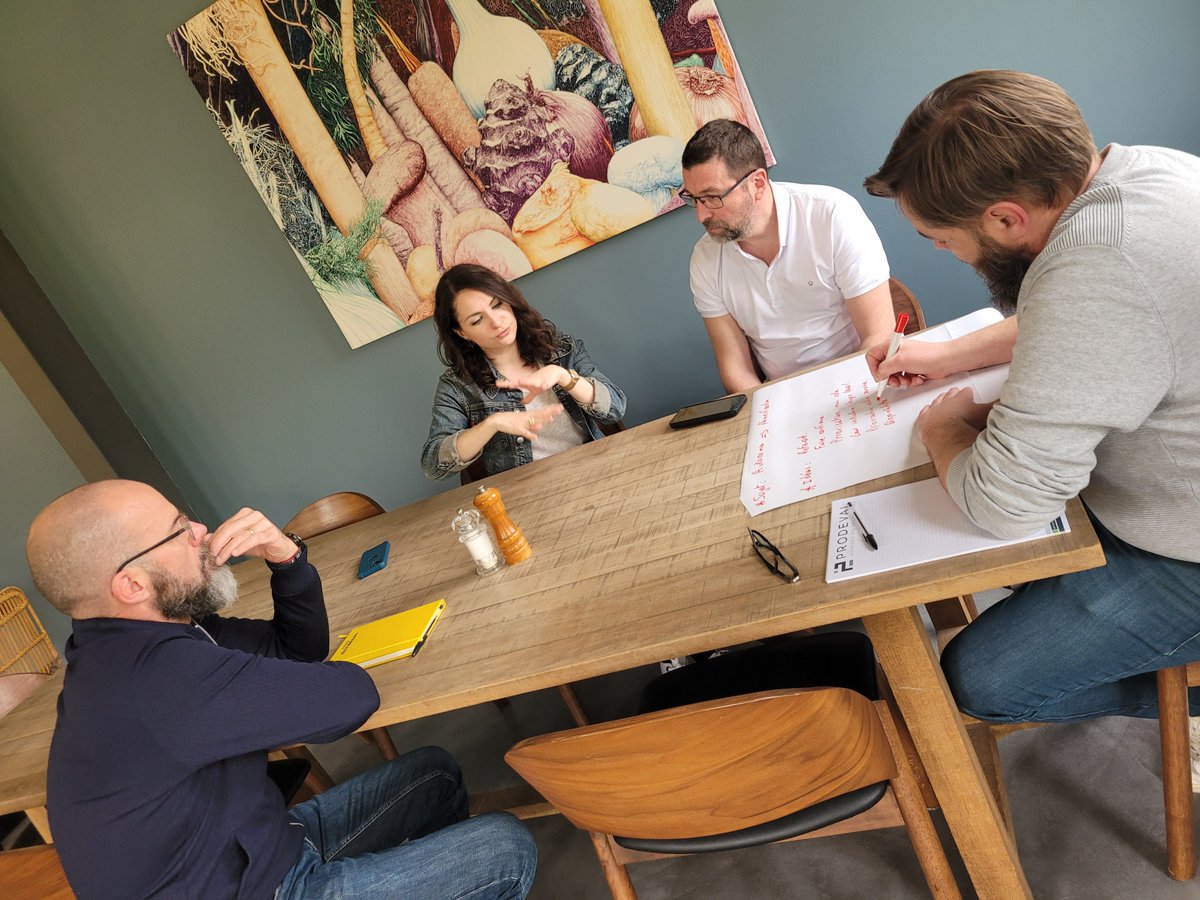 Prodeval_biogas's tweet image. [🌟 Un #teambuilding réussi pour le middle management de PRODEVAL]
Au prpgramme, sensibilisation à l’#intelligencecollective et à l’adaptation au changement
Un grand Merci à la Parenthèse, pour son accueil, à Bernard Anselem et Cédric Hénon de HC Resources pour l'organisation !