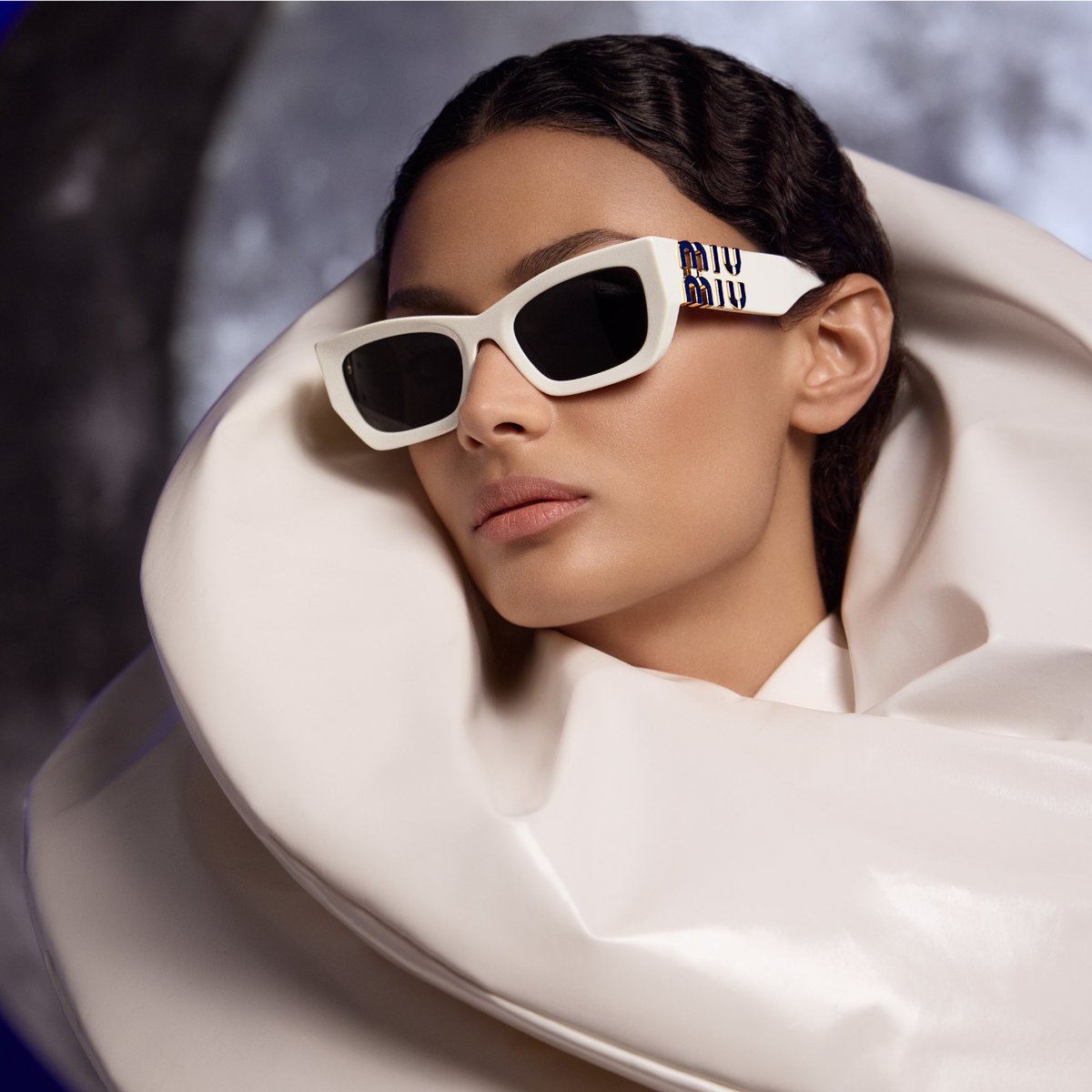 MagrabiOpt's tweet image. أسلوب جذاب في شهر رمضان، مع المجموعة الخاصة من الخيارات المنتقاة خصيصًا لكم، متوفرة في فروع مغربي، وأونلاين

#Ramadan #RamadanEdit #RamadanCollection #Magrabi #Eyewear #Sunglasses